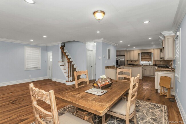 Building Photo - 180 Kensington Rd