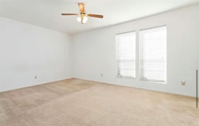 Building Photo - 6610 Marshall Pl Dr