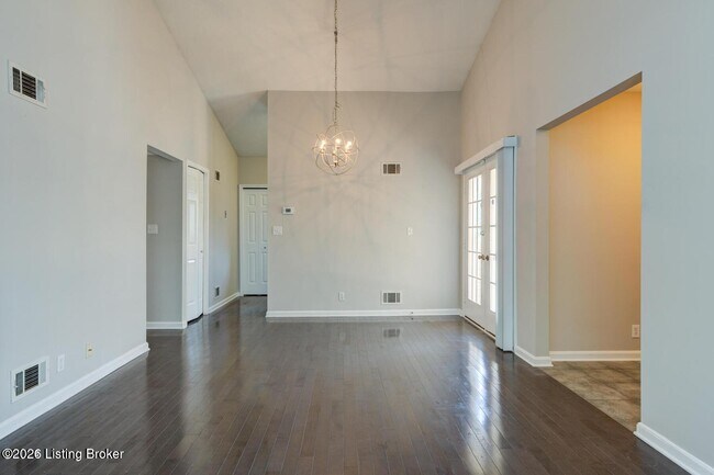 Building Photo - 10402 Timberwood Cir
