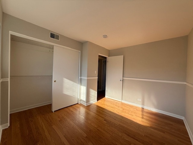 Building Photo - 10 Garden Dr