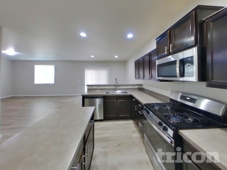 Building Photo - 1817 192nd St Ct E