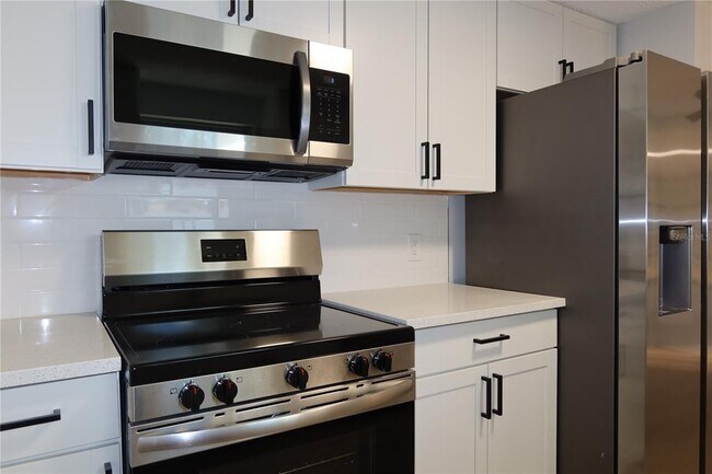 Building Photo - 1808 Harpoon Dr