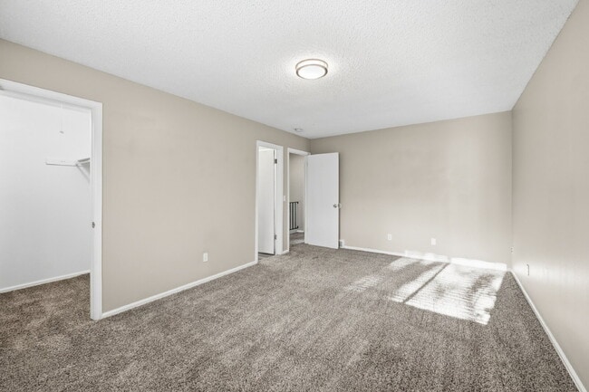 Building Photo - 2,595.95-  3 Bed, 1.5 Bath Home In Longmont with Great Backyard and In Unit Laundry!