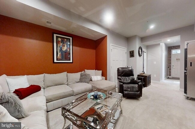 Building Photo - 950 Mississippi Ave SE