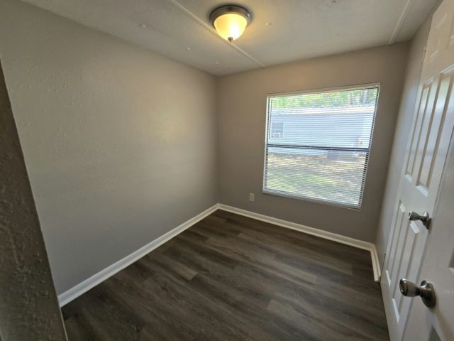 Building Photo - 11211 East Bay Rd