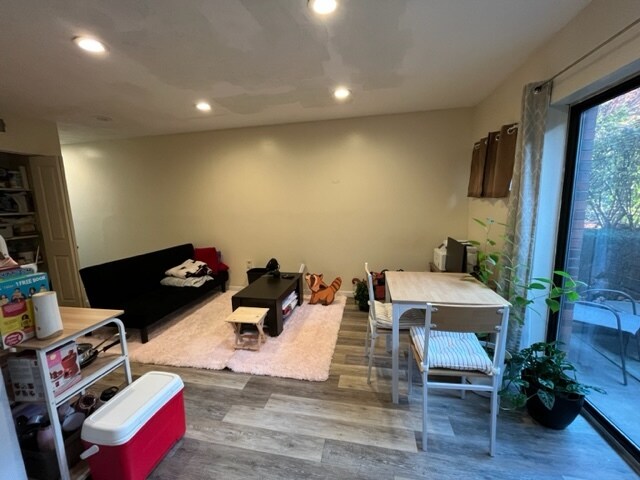 Building Photo - 3281 Kennett Sq