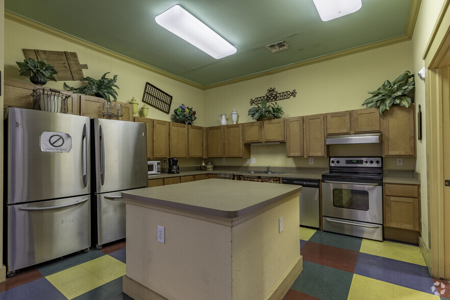 Clubhouse - Rosemont at Laredo Vista- Income Restricted
