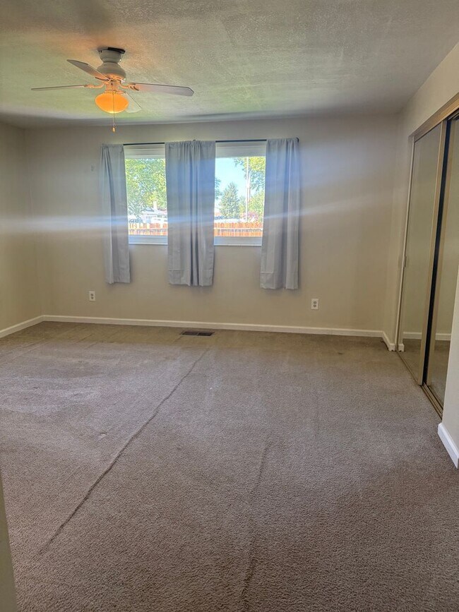 Building Photo - 4605 Rio Encantado Ln