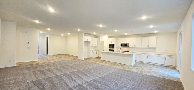 Building Photo - Rockport Ranch Beautiful Brand New Lennar ...