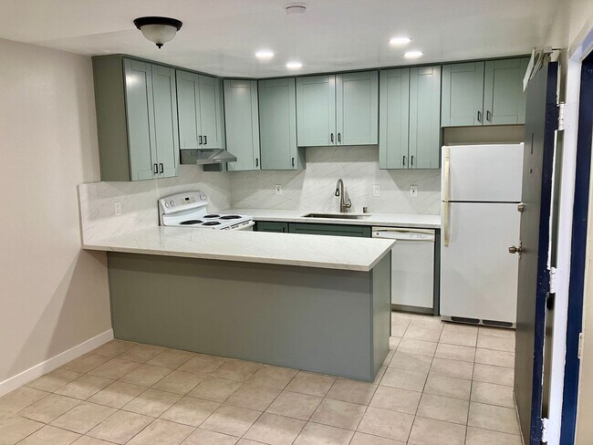 Building Photo - Rare North Park Gem – Remodeled Tiffany Blue Kitchen + Parking!