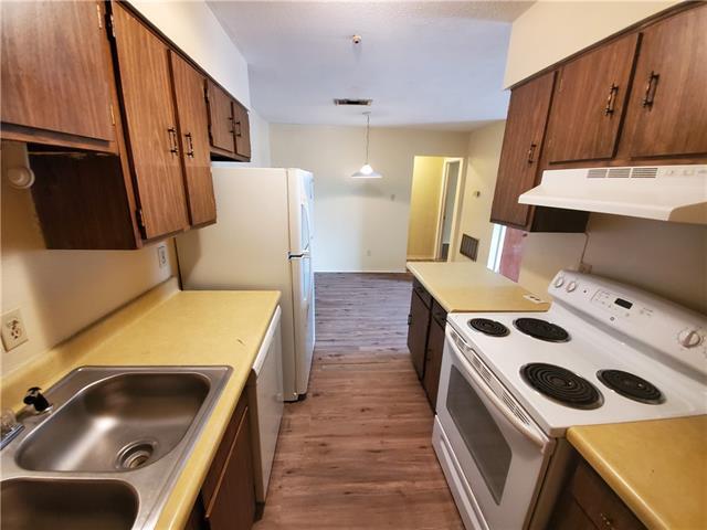 Building Photo - 1225 Truxton St