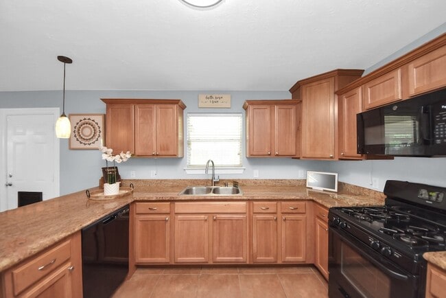 Building Photo - 201 S Native Ln