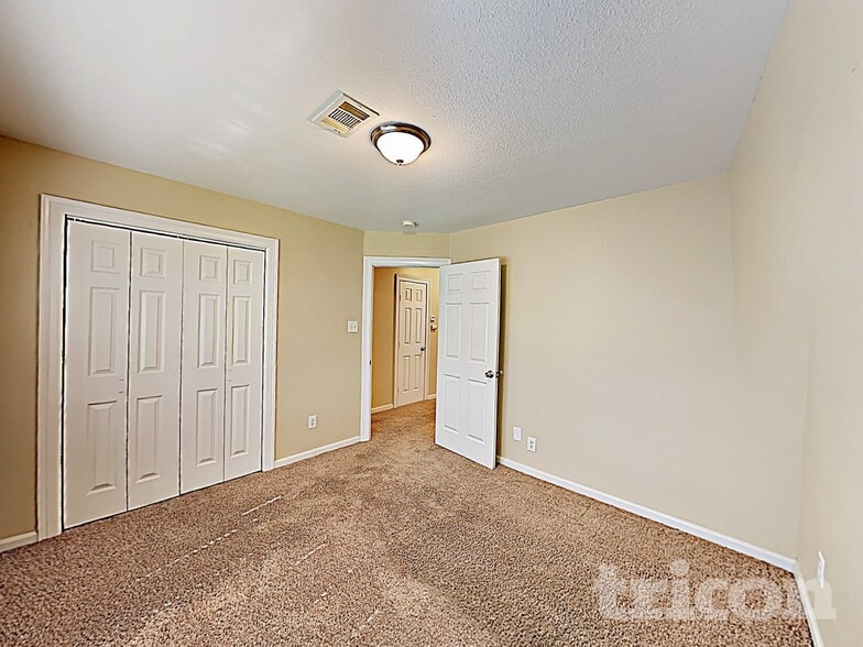 Building Photo - 12926 Abalone Way