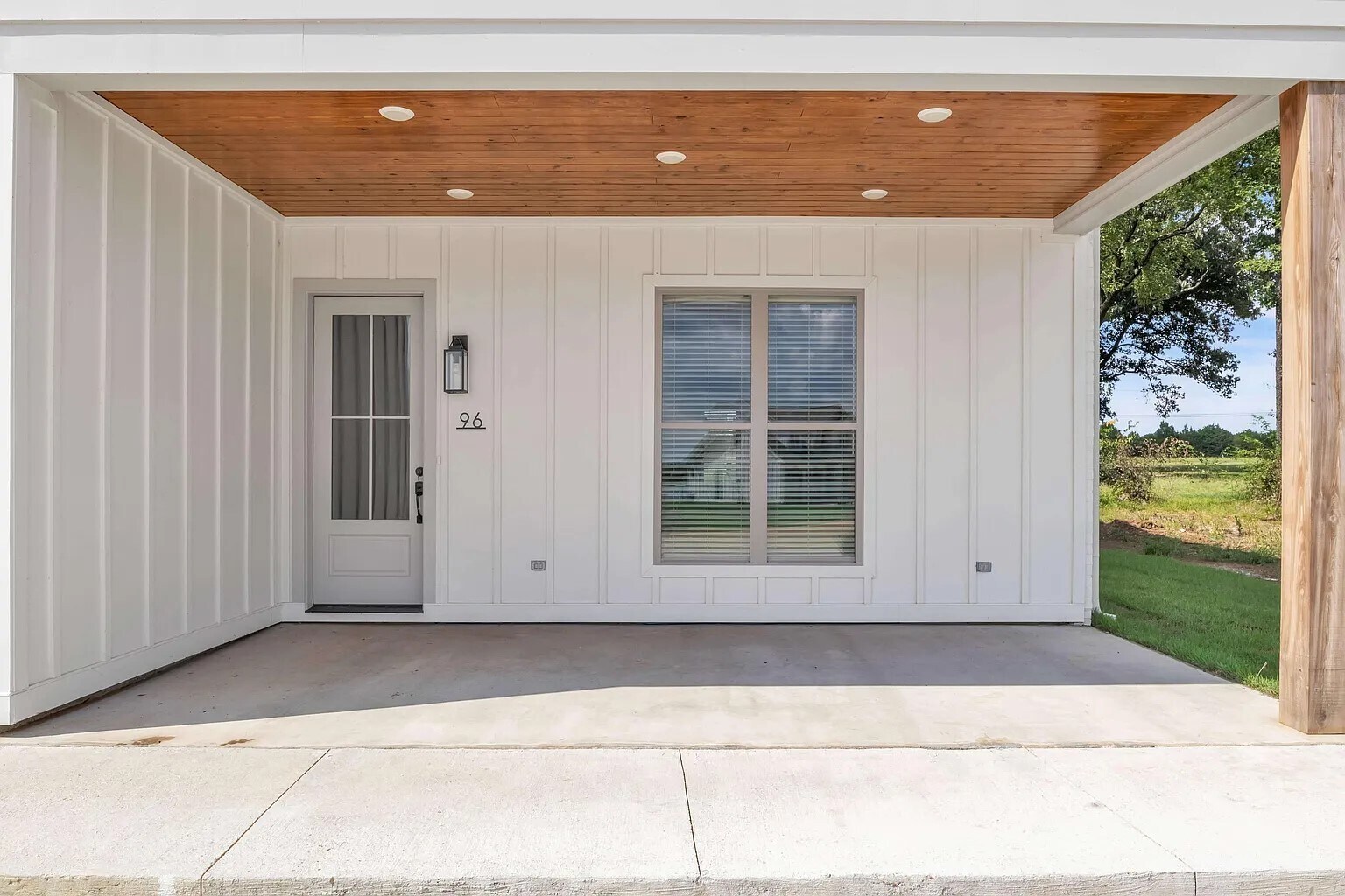 Building Photo - 96 Breezeway Cove