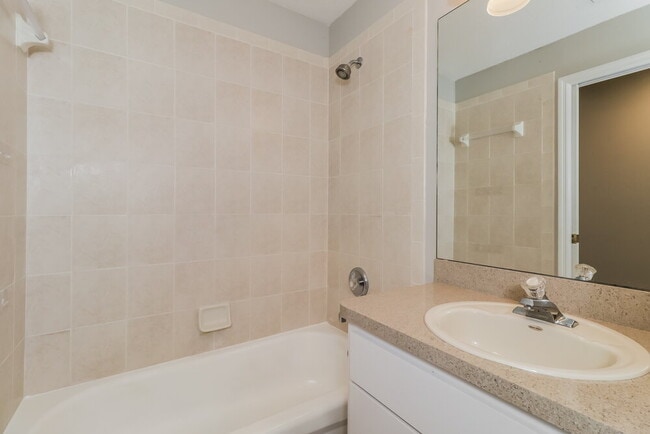 Building Photo - 7741 Barclay Rd