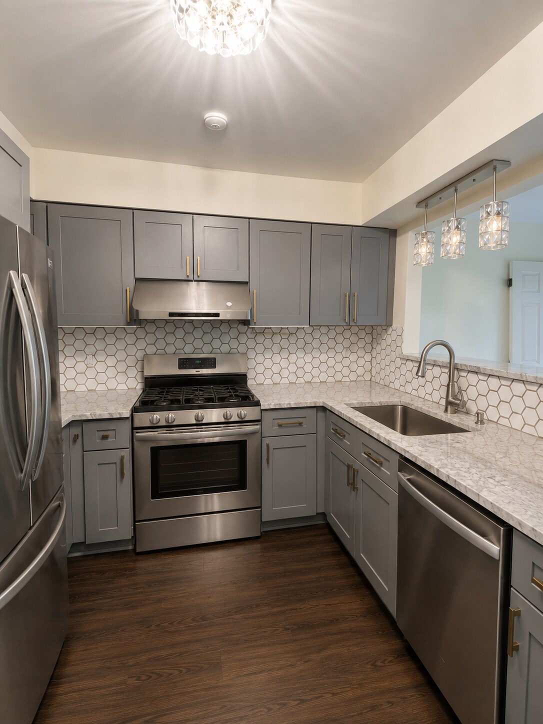 Building Photo - 43584 Yorkville Dr