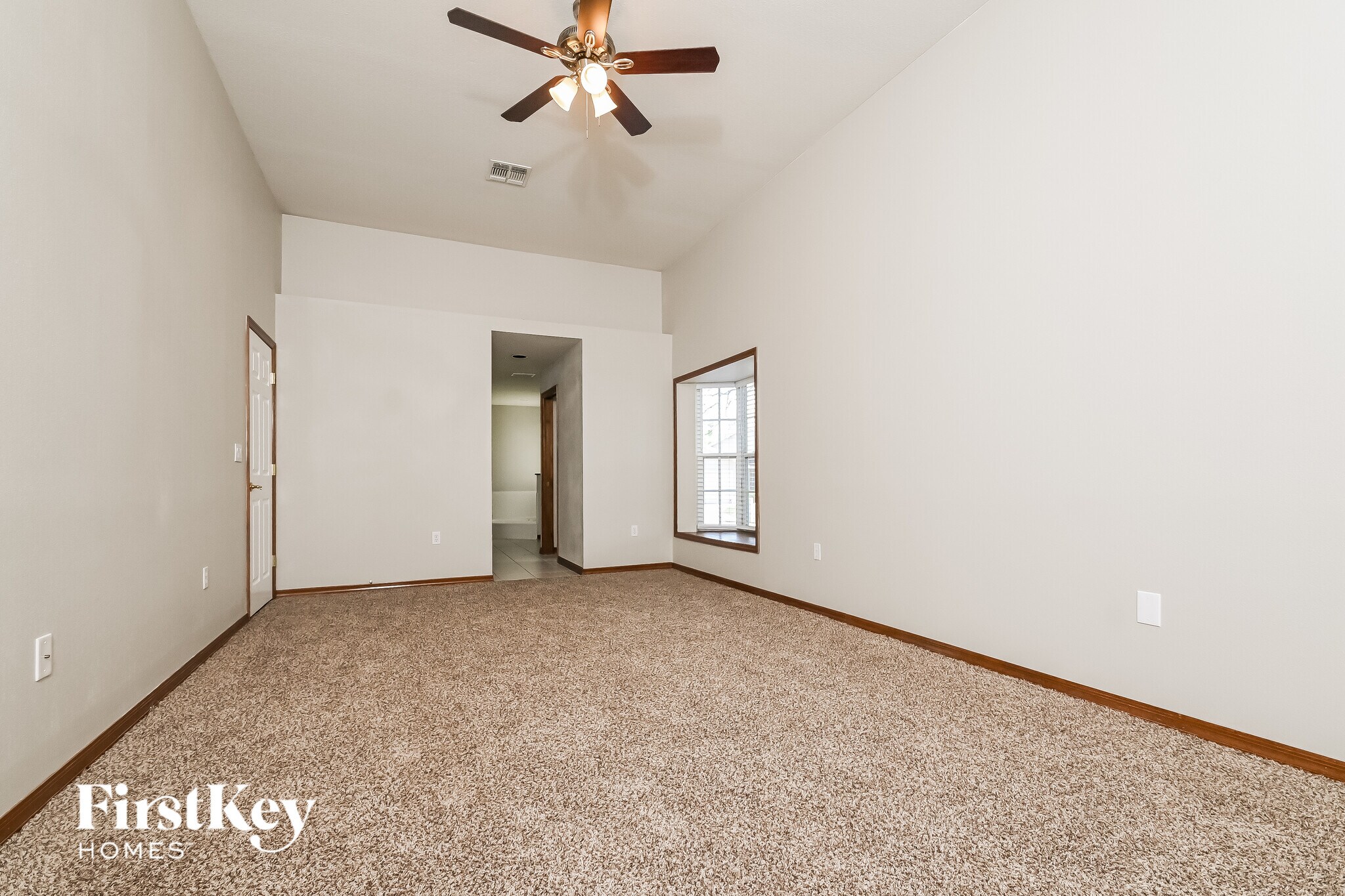 Building Photo - 5349 Montserrat Dr