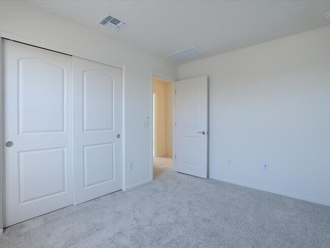 Building Photo - Stunning Brand New 4-Bedroom 2.5-Bathroom with large enclosed backyard!