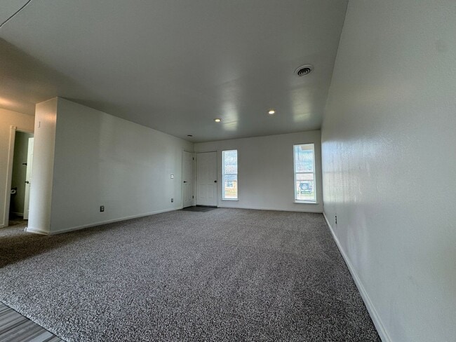 Building Photo - ***1802 S. 14th Place***