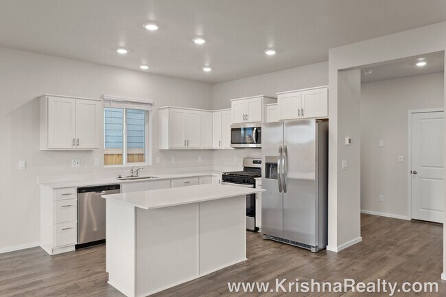 Building Photo - Beautiful 4 BD* 2.5 BA* **NEW** CONSTRUCTION* 2026 Built* Single Family Home Located In East Park...