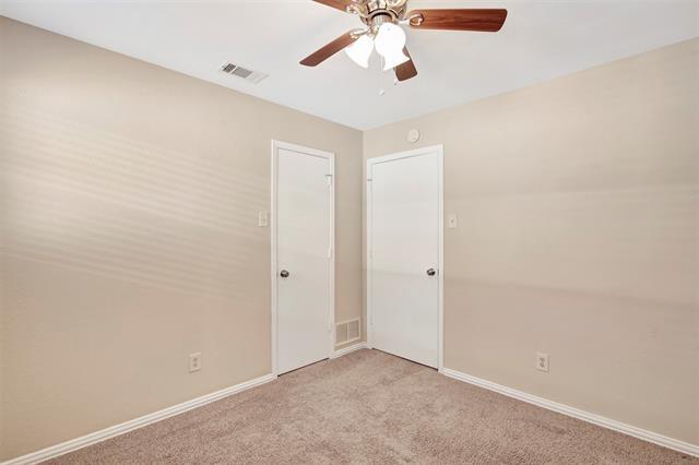 Building Photo - 7650 Kings Ridge Rd