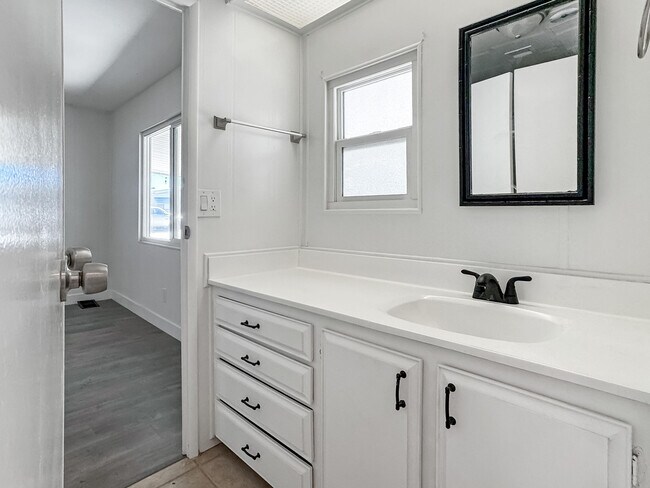 Building Photo - 33371 Tubac Trail