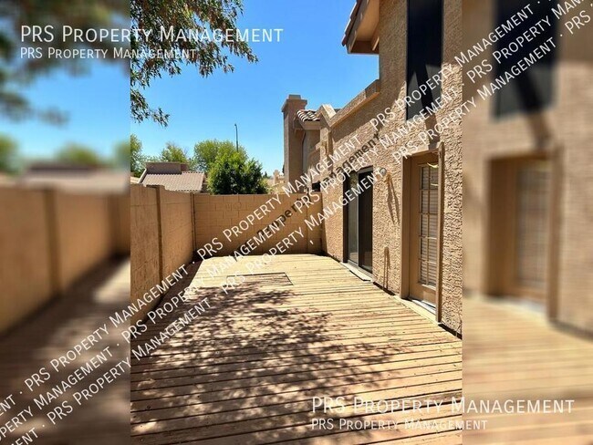 Building Photo - 2363 W Comstock Dr
