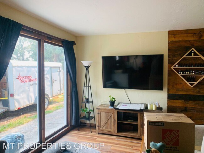 Building Photo - 1 br, 1 bath House - 1029 Runyon Drive