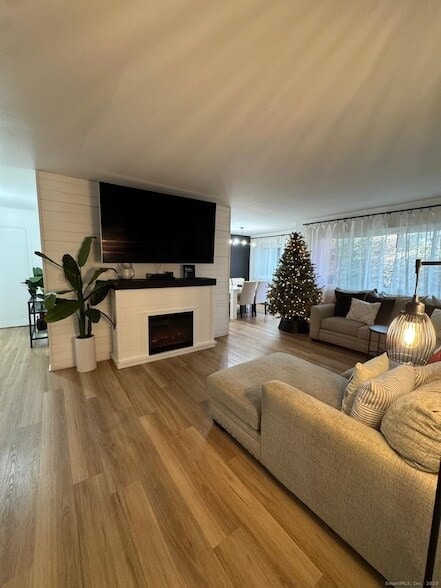 Building Photo - 200 Woodmont Ave