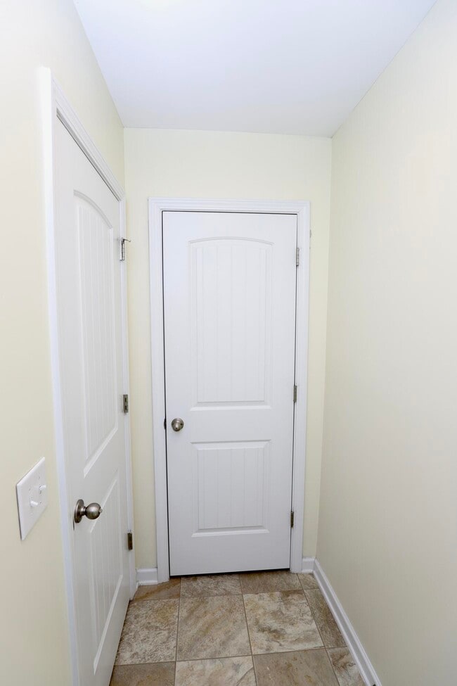 Building Photo - 71 Carina Ln