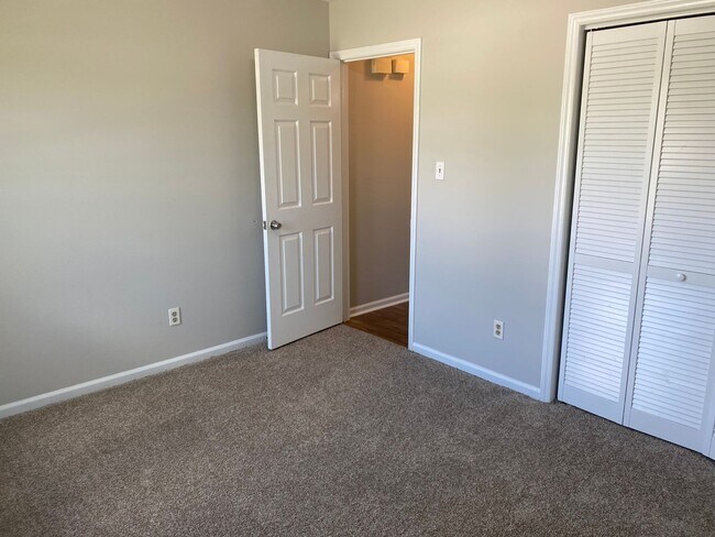 Building Photo - 6501-A Tannen Ct