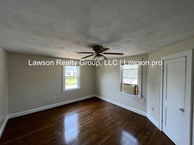 Building Photo - Fauquier 1022-1024
