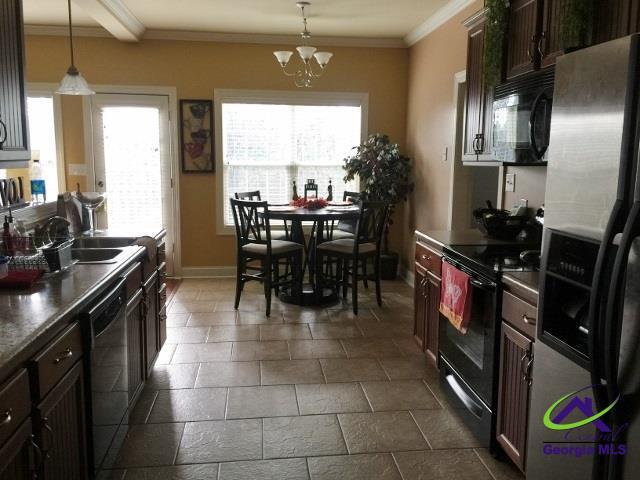 Building Photo - 260 Southland Station Dr