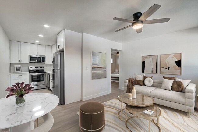 Building Photo - Newly Renovated One Bedroom in Tempe!