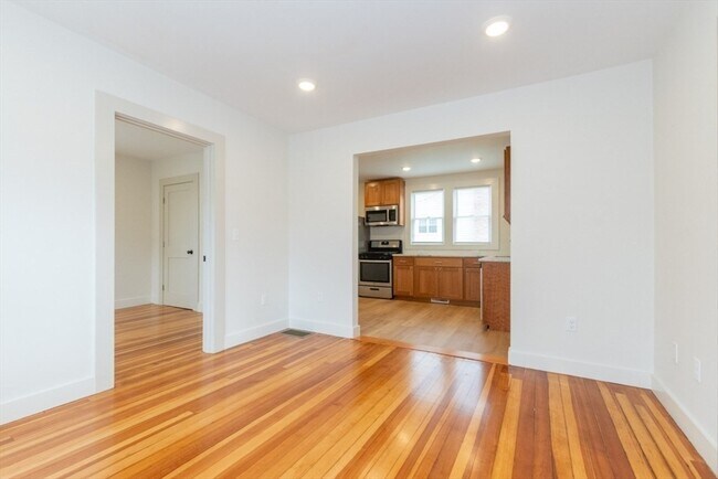 Building Photo - 55 Kiely Rd