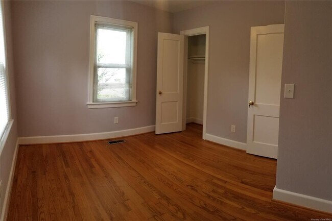 Building Photo - 702 Tanyard St