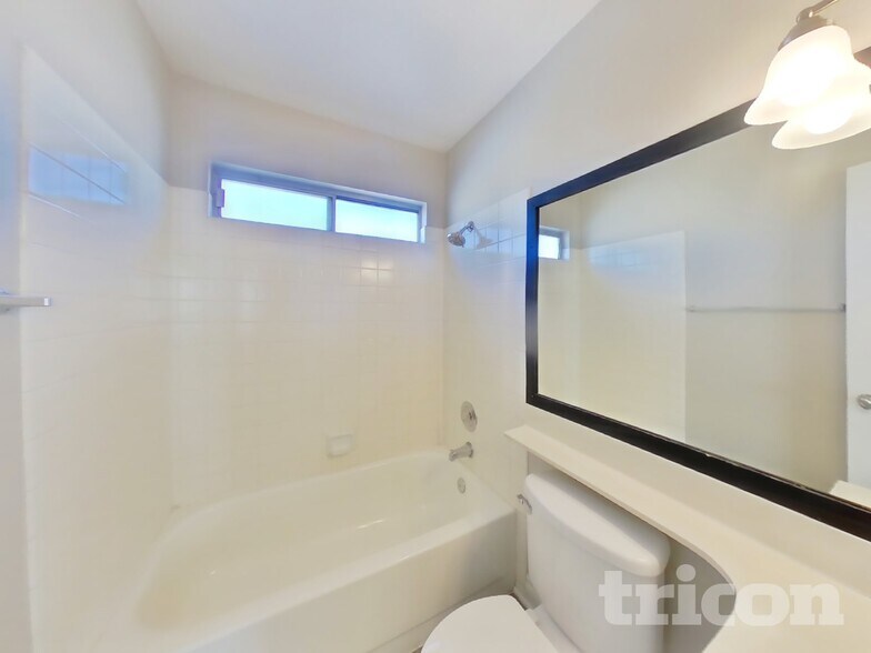 Building Photo - 274 Spring Hills Ln