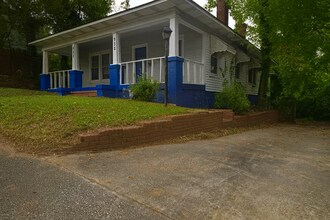 Building Photo - 952 Curry Pl