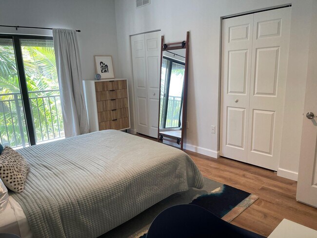 Building Photo - 4801 PGA Boulevard