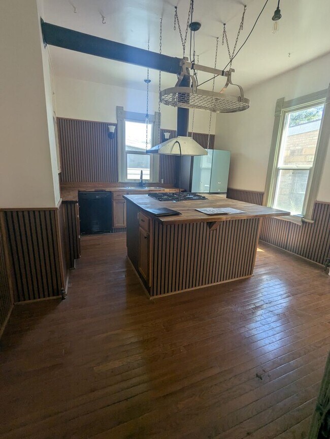 Building Photo - Coming Soon!