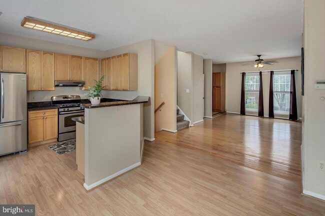 Building Photo - 44102 Tippecanoe Terrace