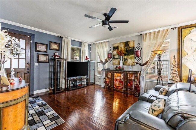 Building Photo - 3715 Avenue O 1/2