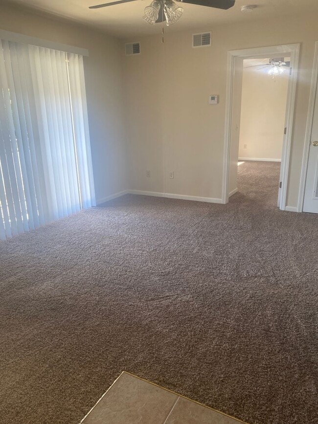 Building Photo - Cozy 1 bedroom!