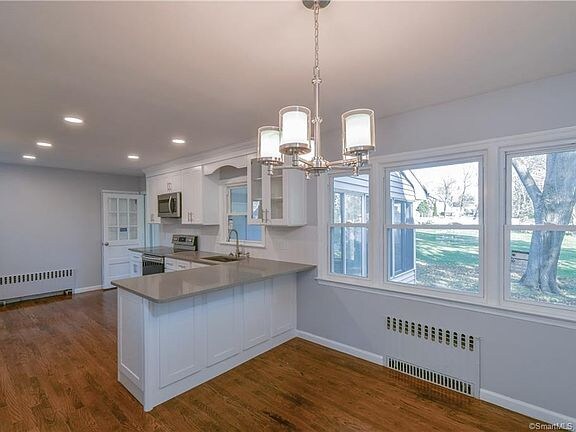 Building Photo - 19 Leonard Pl