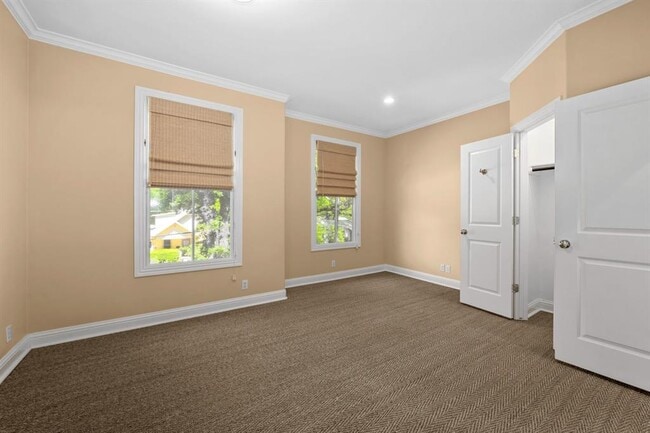 Building Photo - 4513 Avenue F