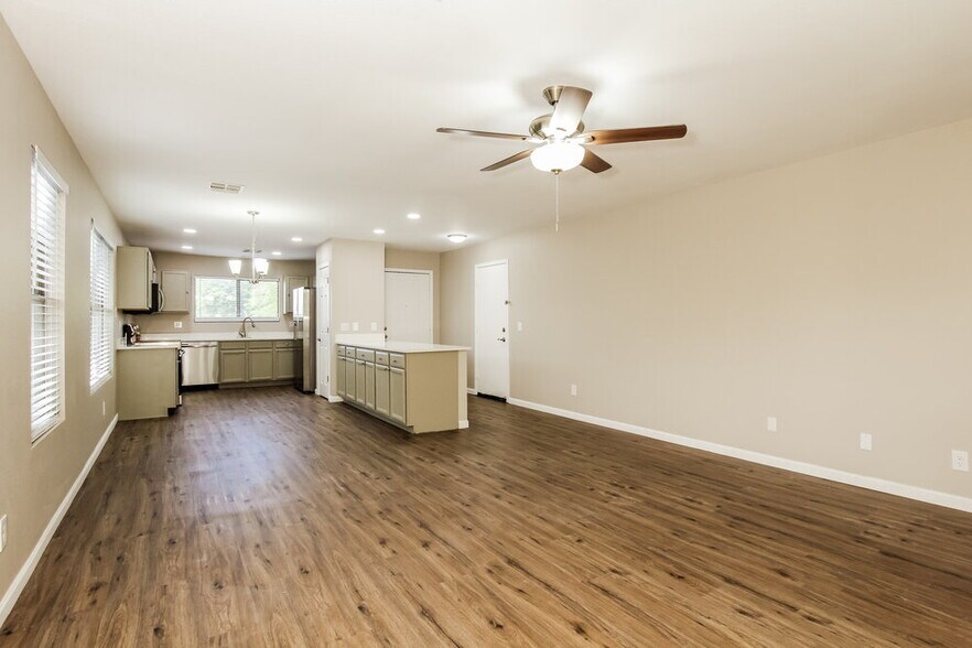 Building Photo - 18611 North 22nd St