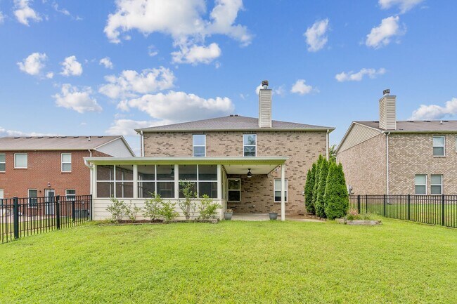 Building Photo - Amazing Home In Creekside Station