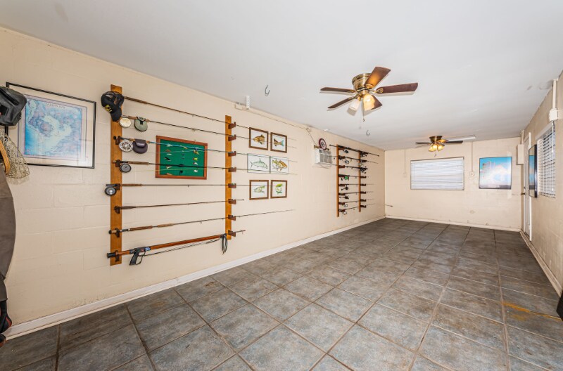 Building Photo - 4106 W Fielder St
