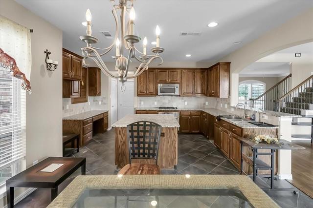 Building Photo - 7306 Waterbury Dr