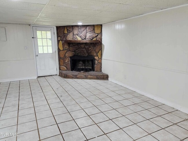 Building Photo - 1552 Colony Park Dr